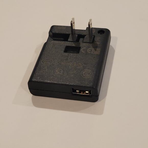 Bose 329679 5V 1A Bluetooth USB Headphone Wall AC Power Adapter - Picture 3 of 6